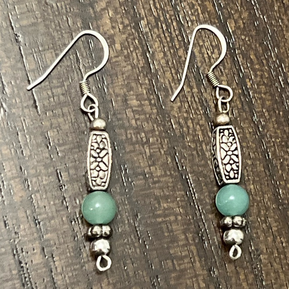 Elegant Silver Tone Dangle Earrings - Picture 2 of 5